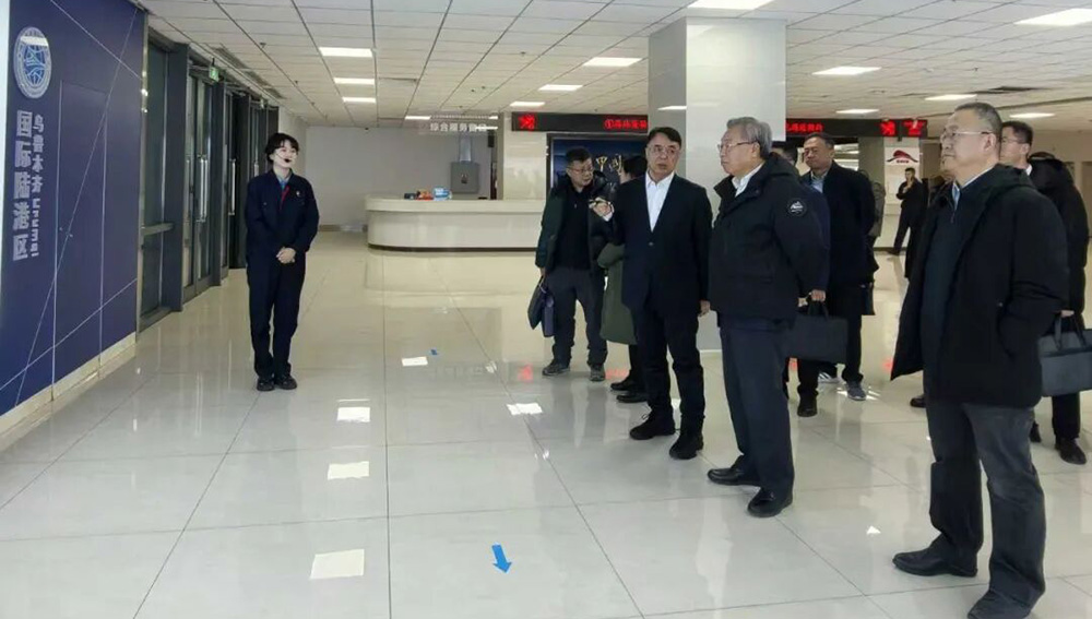 中国物流与新疆商贸物流集团座谈交流