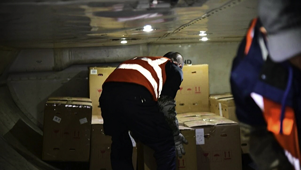 急速“鲜”达！中国物流助力国产樱桃29小时飞抵欧洲