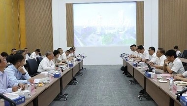 刘敬桢与玉柴集团党委书记、董事长李汉阳座谈交流